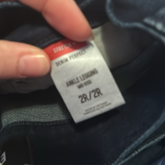 Express ankle legging jeans (2) - Picture 3 of 5